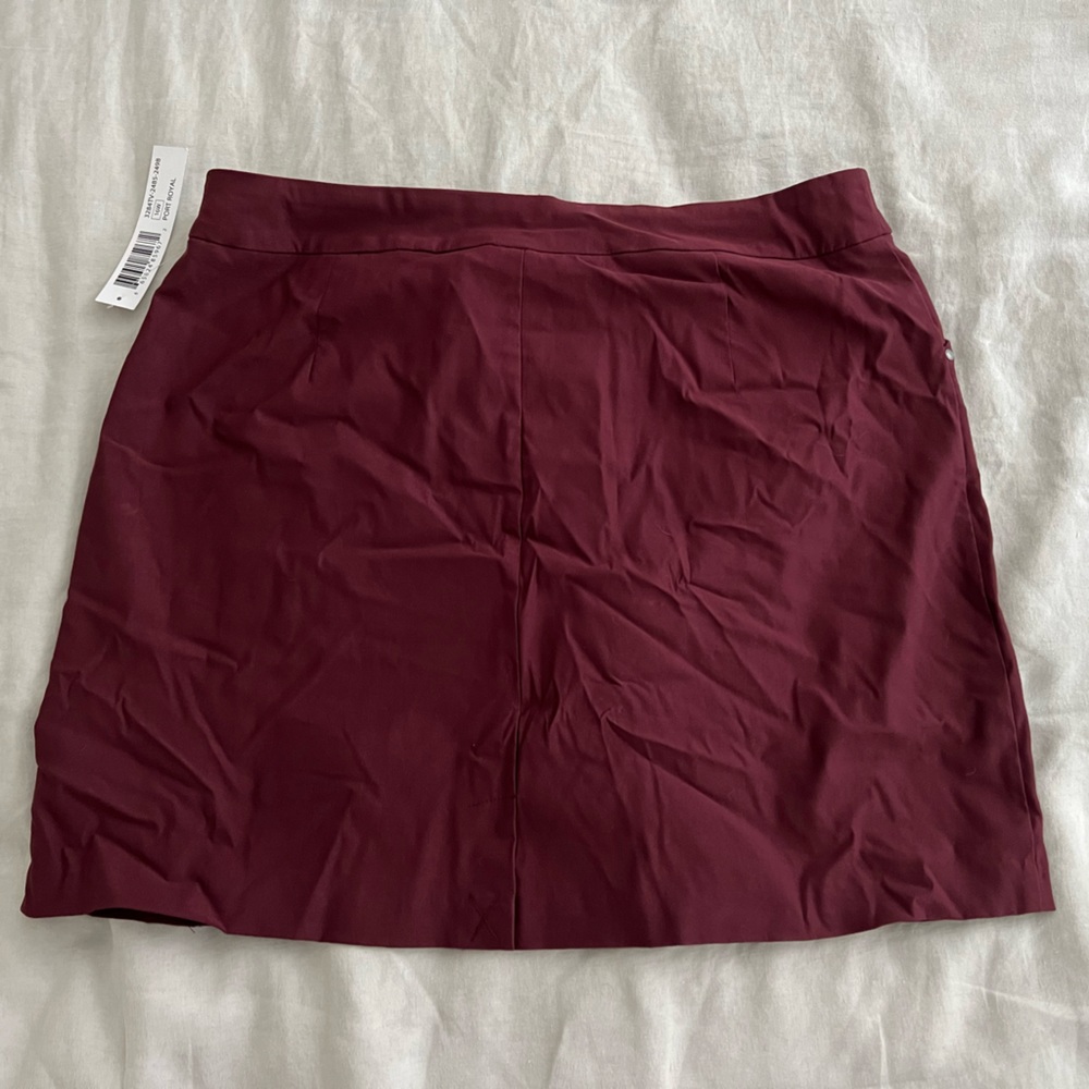 NWT 16W Tribal Remington Slit Pocket Skort in Burgundy
